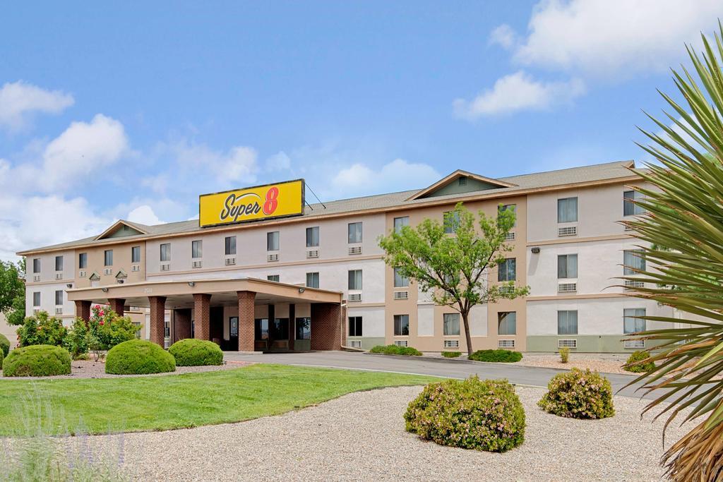 Super 8 Albuquerque/Midtown Hotel Luaran gambar